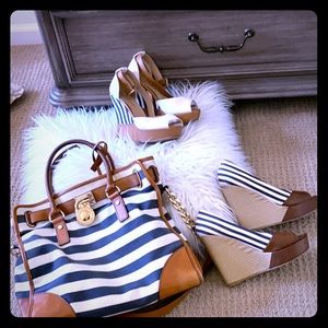 Love Navy Stripes ?